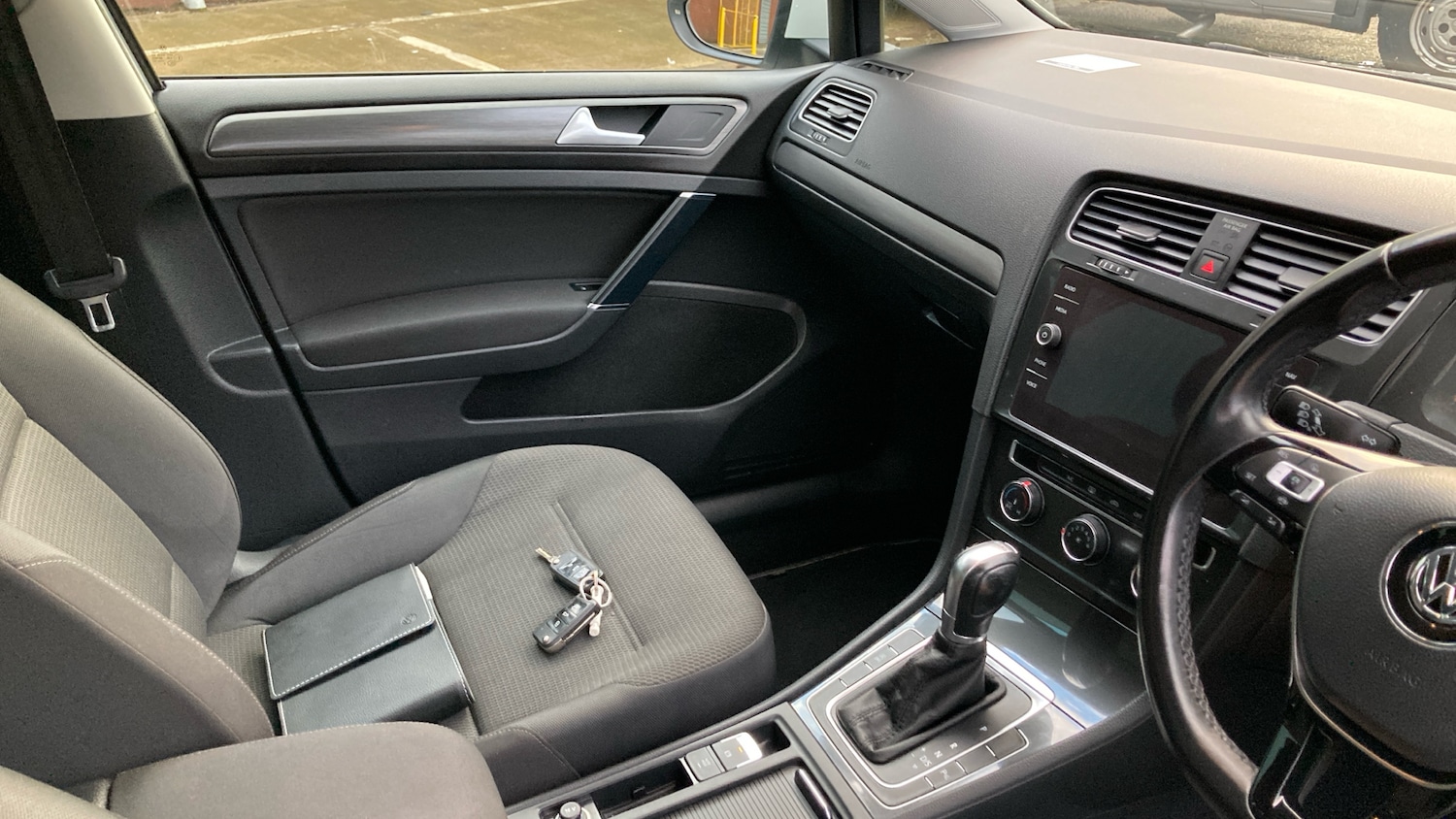 Used Volkswagen Golf 2019 for sale - 77063210: Photo 14