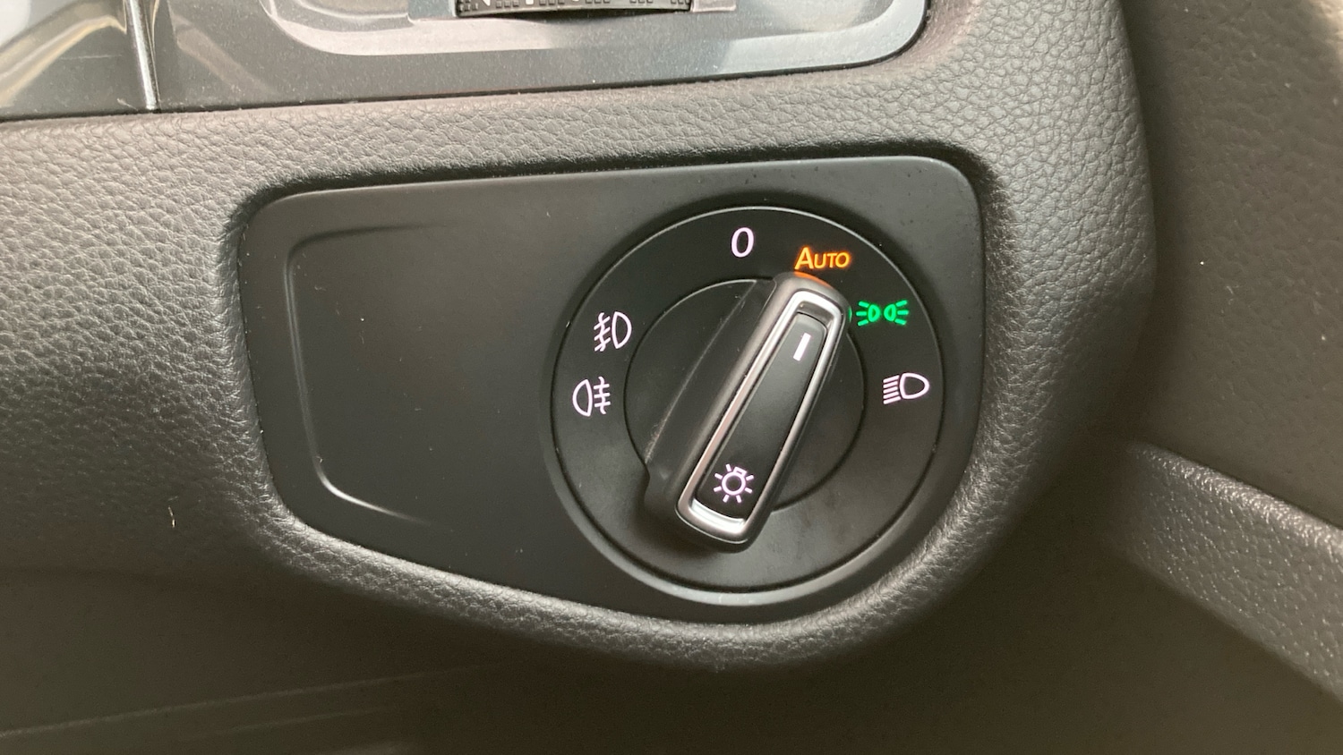 Used Volkswagen Golf 2019 for sale - 77063210: Photo 28