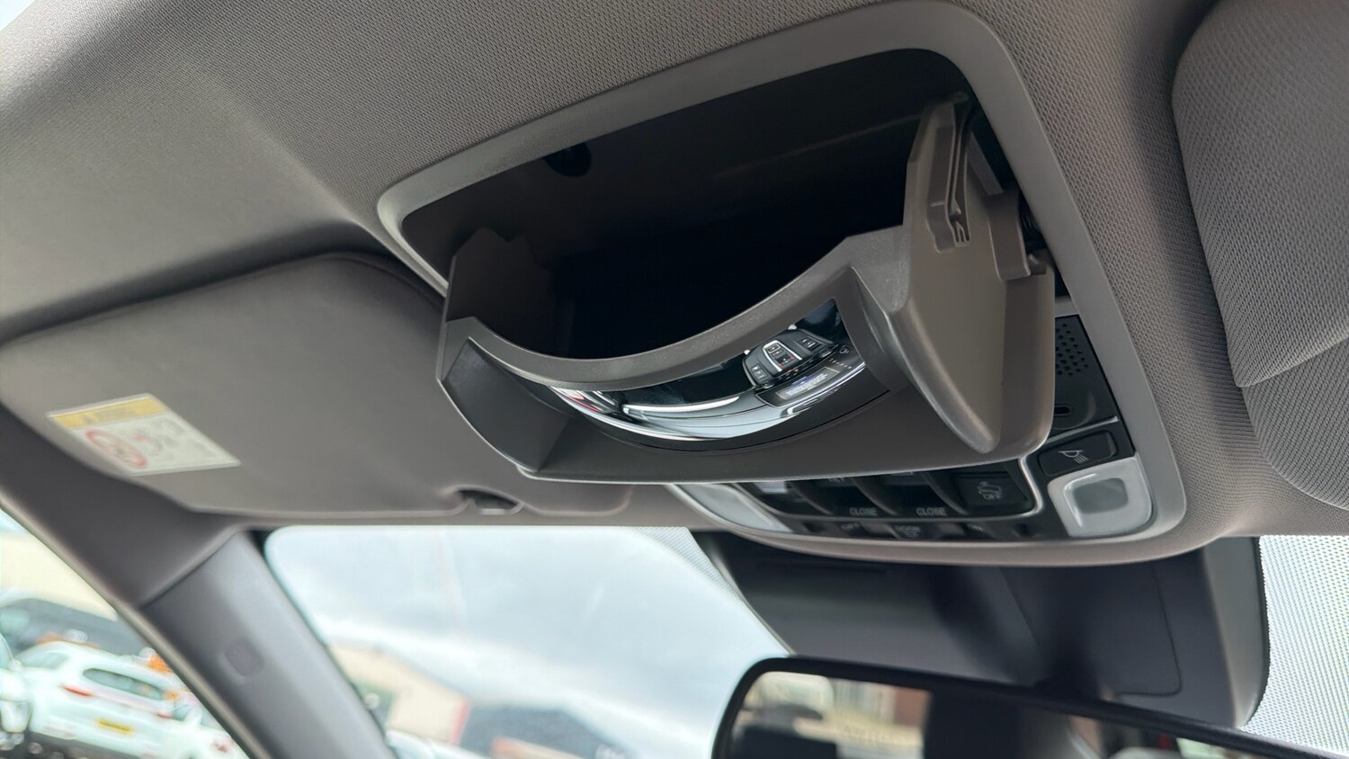 Used Honda CR-V 2023 for sale - 76146554: Photo 25