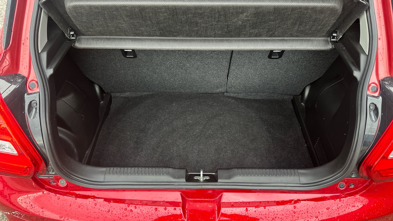 Used Suzuki Swift 2019 for sale - 76577024: Photo 4