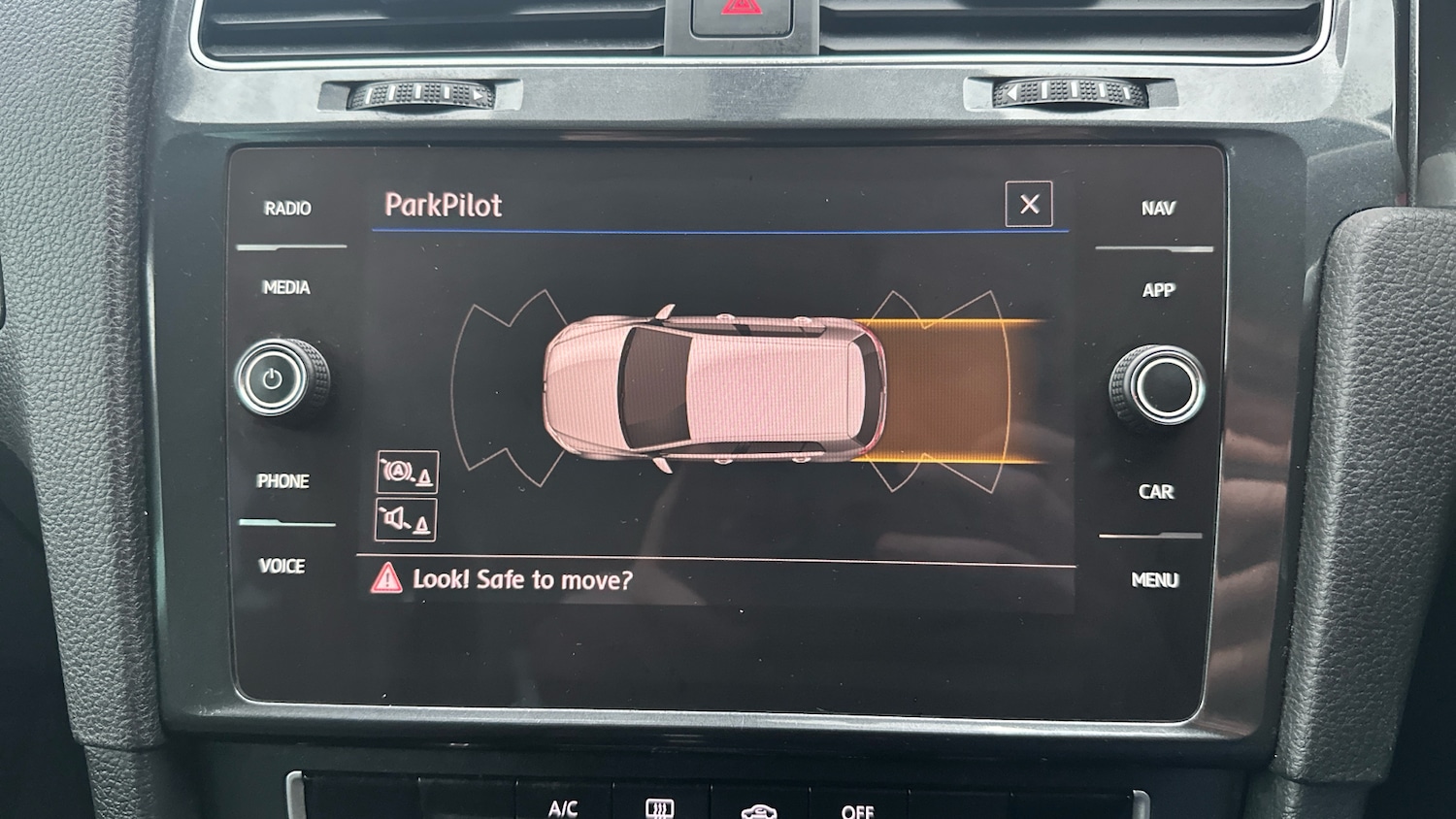 Used Volkswagen Golf 2019 for sale - 76684822: Photo 24