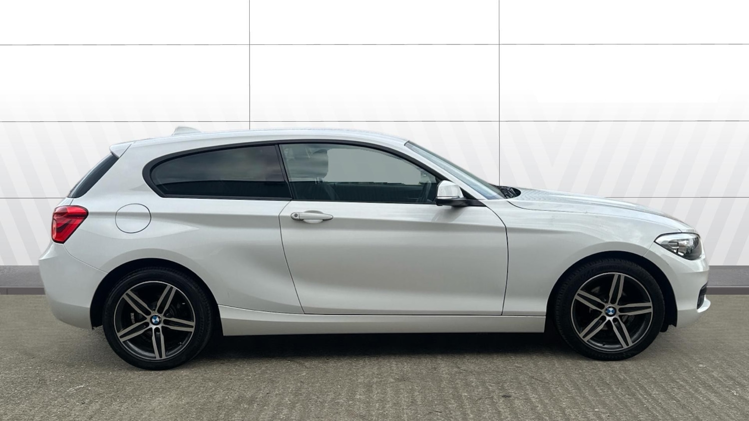 Used BMW 1 Series 2017 for sale - 77603580: Photo 5
