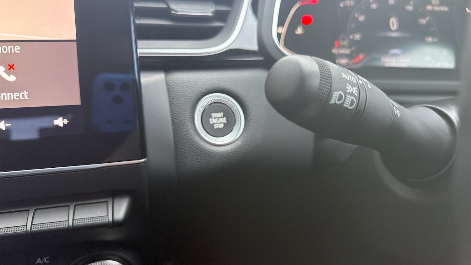 Used Renault Captur 2022 for sale - 77298227: Photo 8