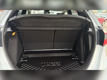 Used Honda Jazz 2023 for sale - 77639093: Photo