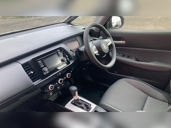 Used Honda Jazz 2023 for sale - 78224012: Photo