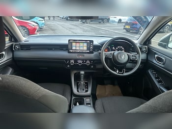 Used Honda HR-V 2022 for sale - 76233081: Photo 4