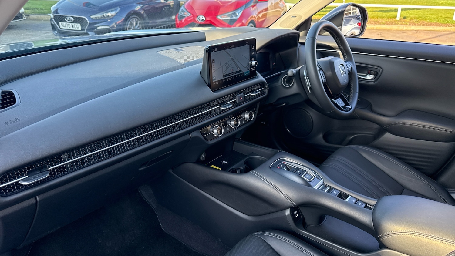 Used Honda ZR-V 2025 for sale - 77984791: Photo 2