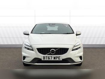 Used Volvo V40 2017 for sale - 77365091: Photo