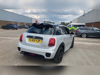 Used MINI Hatch 2019 for sale - 79206567: Photo