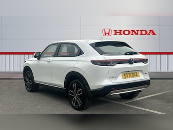 Used Honda HR-V 2022 for sale - 76102790: Photo 3
