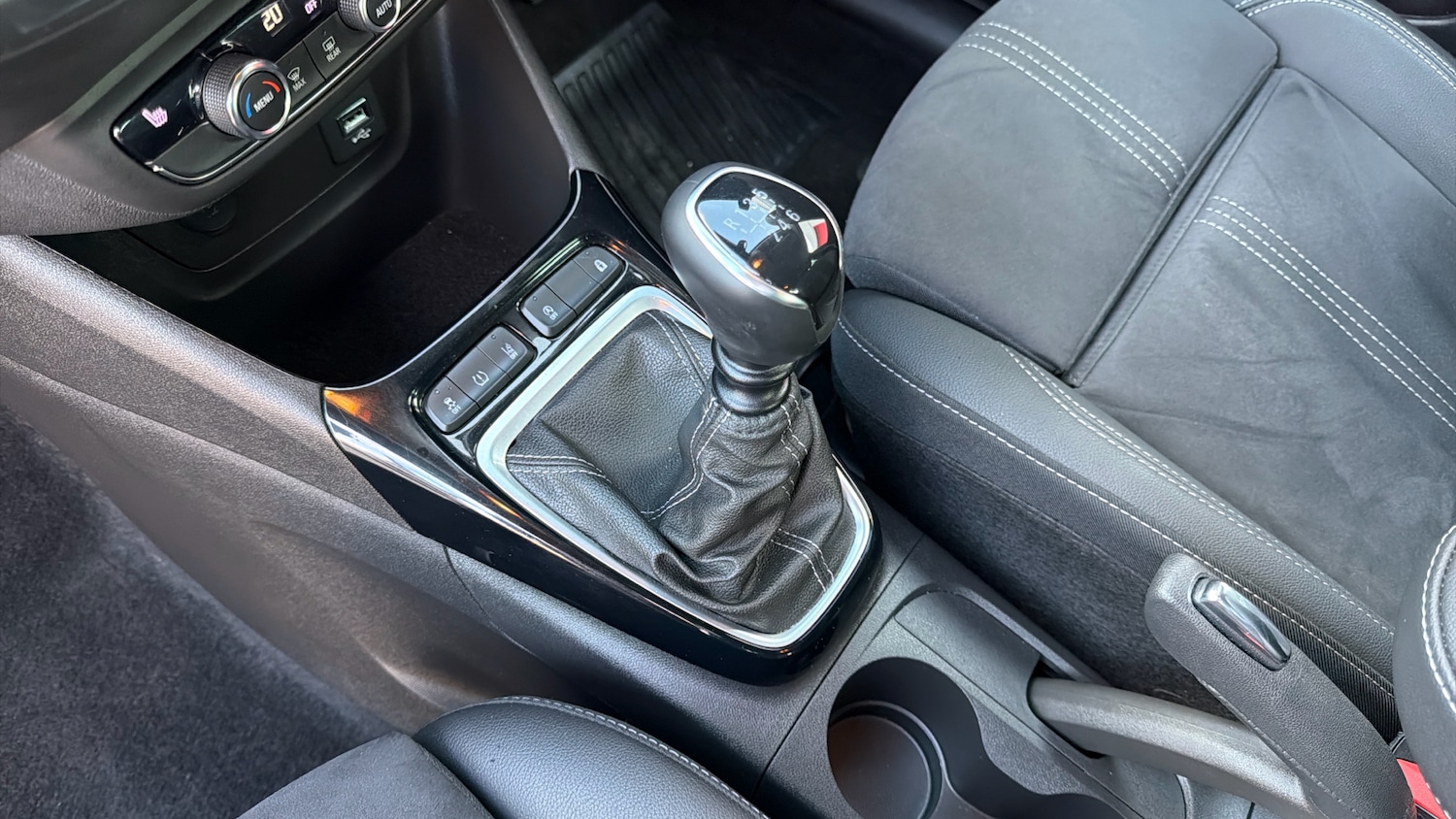 Used Vauxhall Crossland 2022 for sale - 76493779: Photo 13