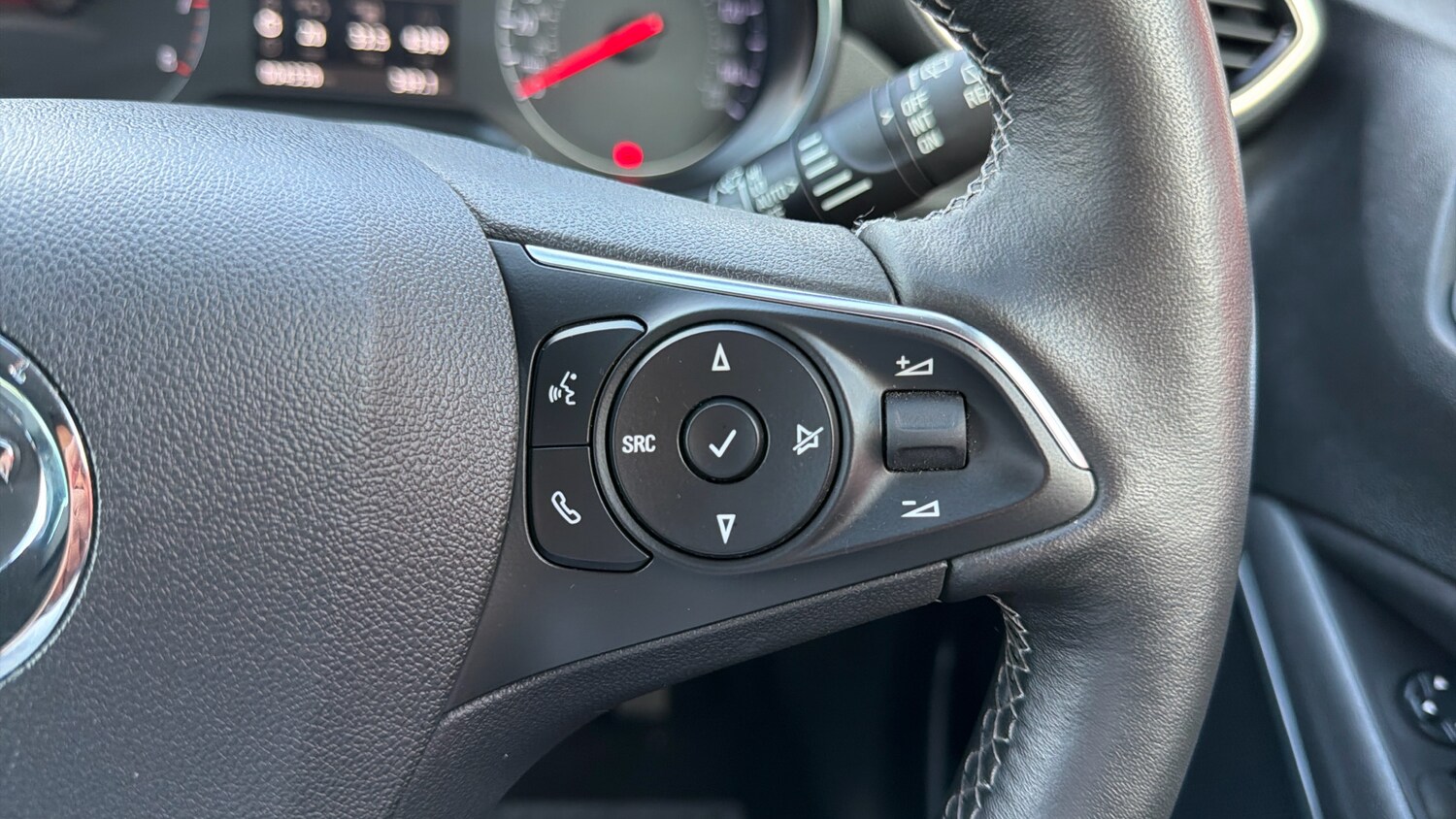 Used Vauxhall Crossland 2022 for sale - 76493779: Photo 22