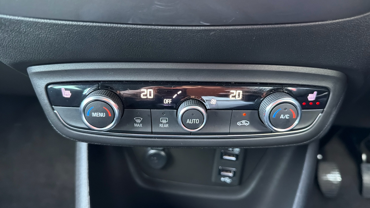 Used Vauxhall Crossland 2022 for sale - 76493779: Photo 26