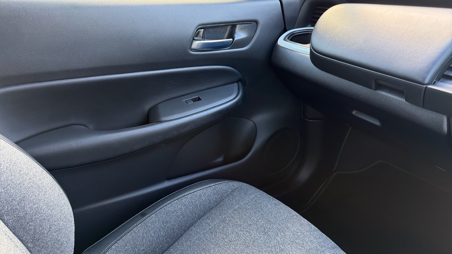 Used Honda Jazz 2022 for sale - 76036598: Photo 25
