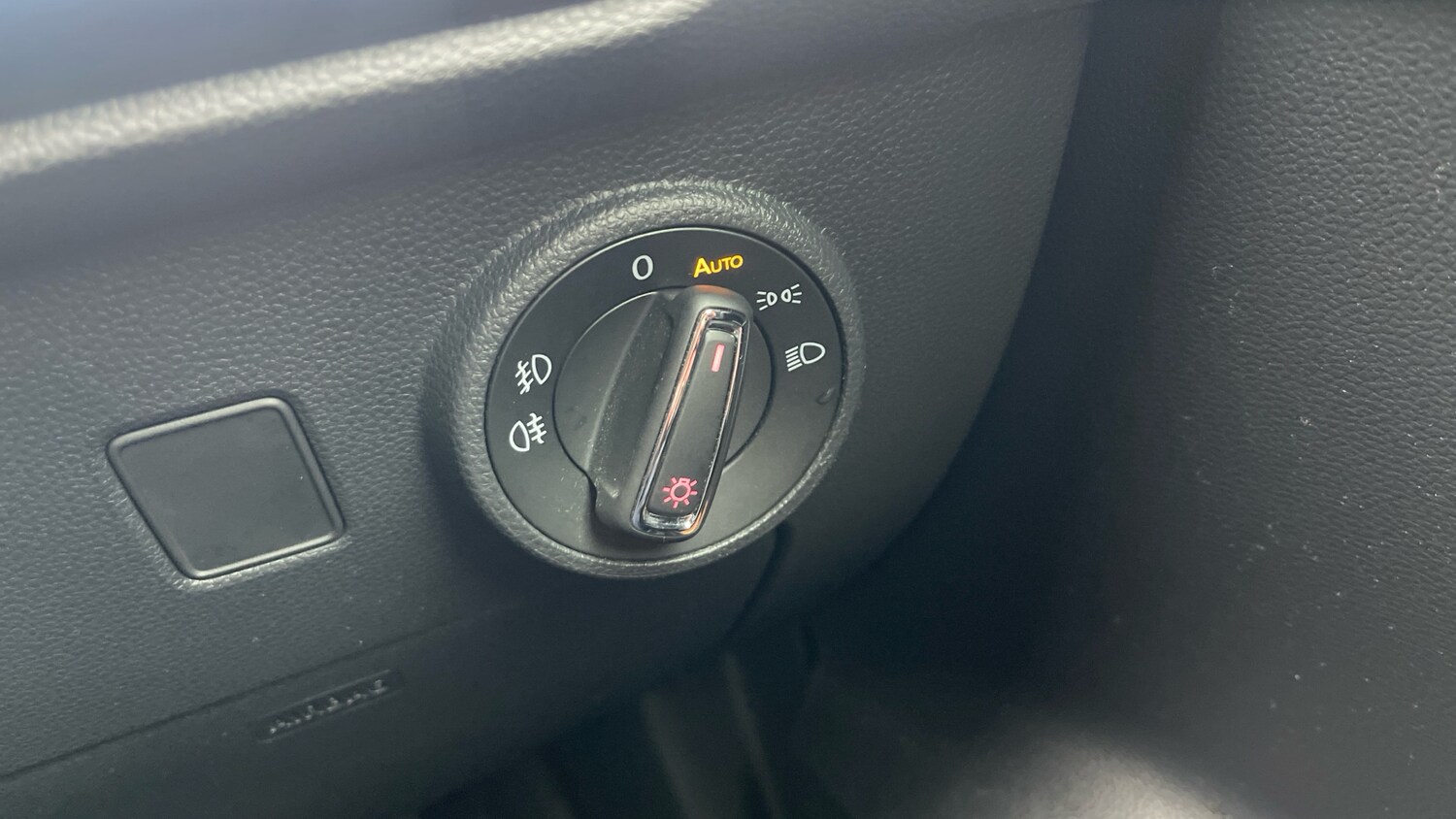 Used SEAT Ateca 2018 for sale - 76181336: Photo 24
