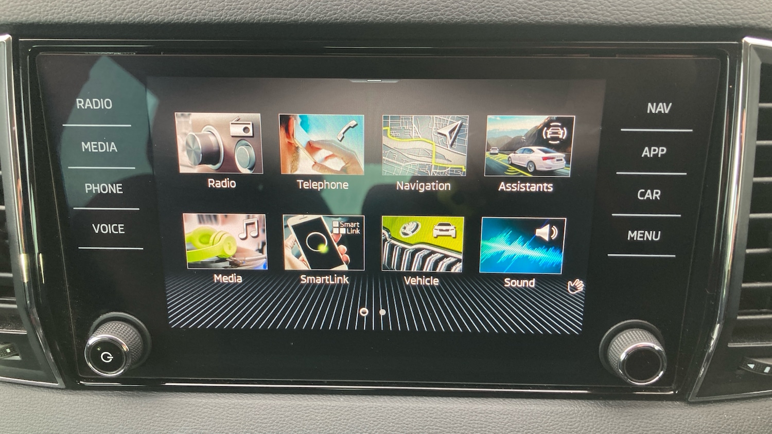 Used Skoda Karoq 2022 for sale - 76862251: Photo 12