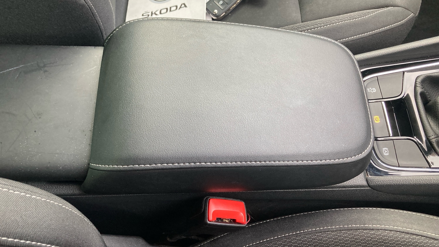 Used Skoda Karoq 2022 for sale - 76862251: Photo 32