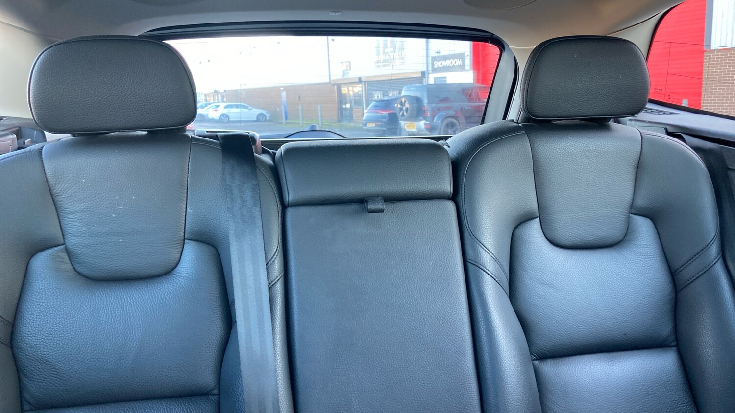 Used Volvo XC60 2023 for sale - 76882342: Photo 15