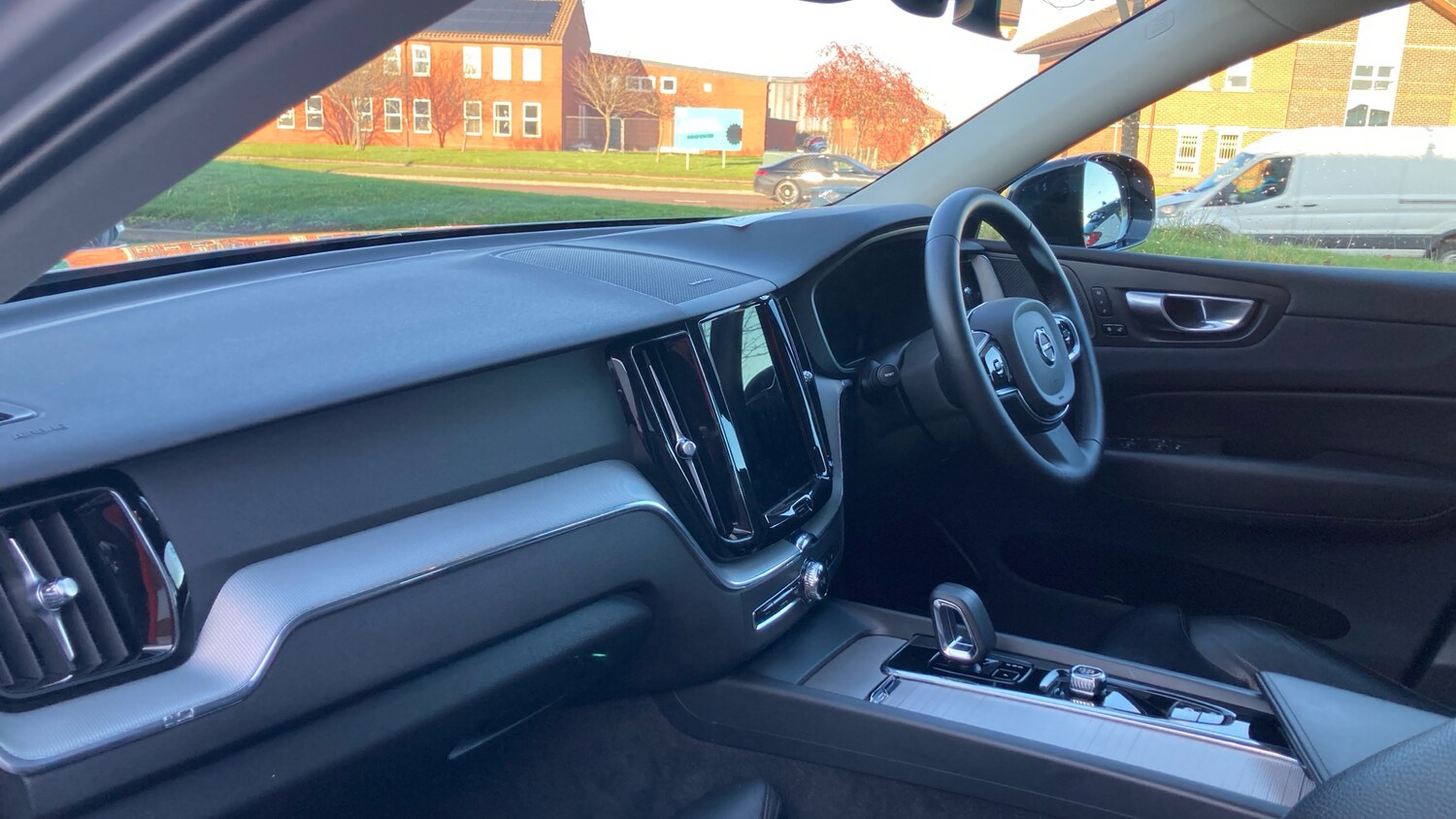 Used Volvo XC60 2023 for sale - 76882342: Photo 24