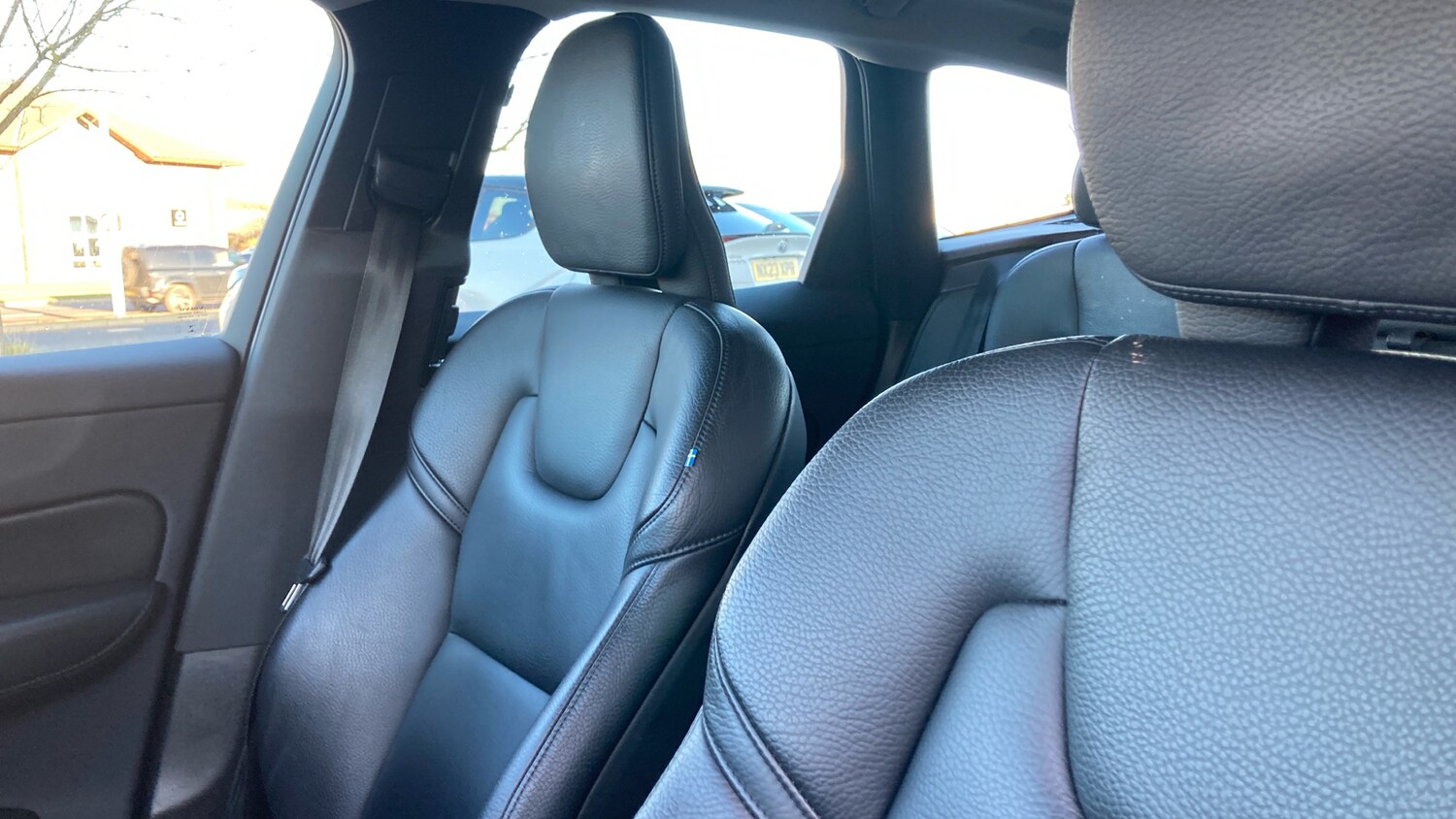 Used Volvo XC60 2023 for sale - 76882342: Photo 26