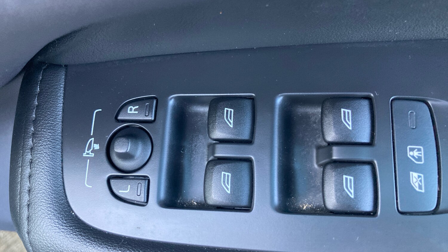 Used Volvo XC60 2023 for sale - 76882342: Photo 34