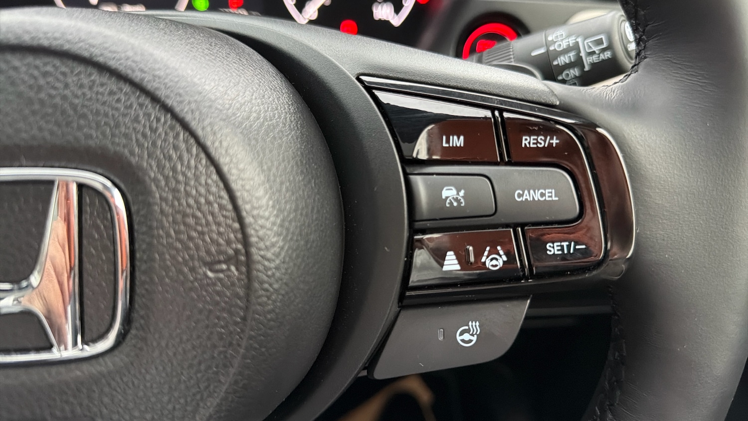 Used Honda HR-V 2025 for sale - 77228136: Photo 24