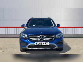 Used Mercedes-Benz GLC 2019 for sale - 75934358: Photo