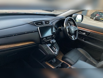 Used Honda CR-V 2020 for sale - 76364331: Photo