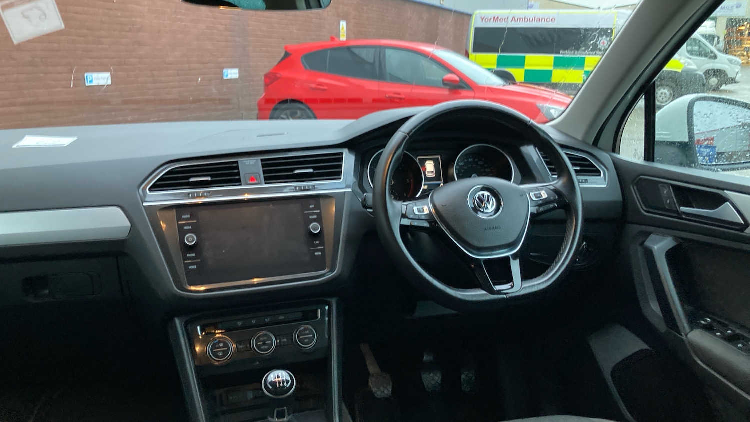 Used Volkswagen Tiguan 2018 for sale - 76545238: Photo 10