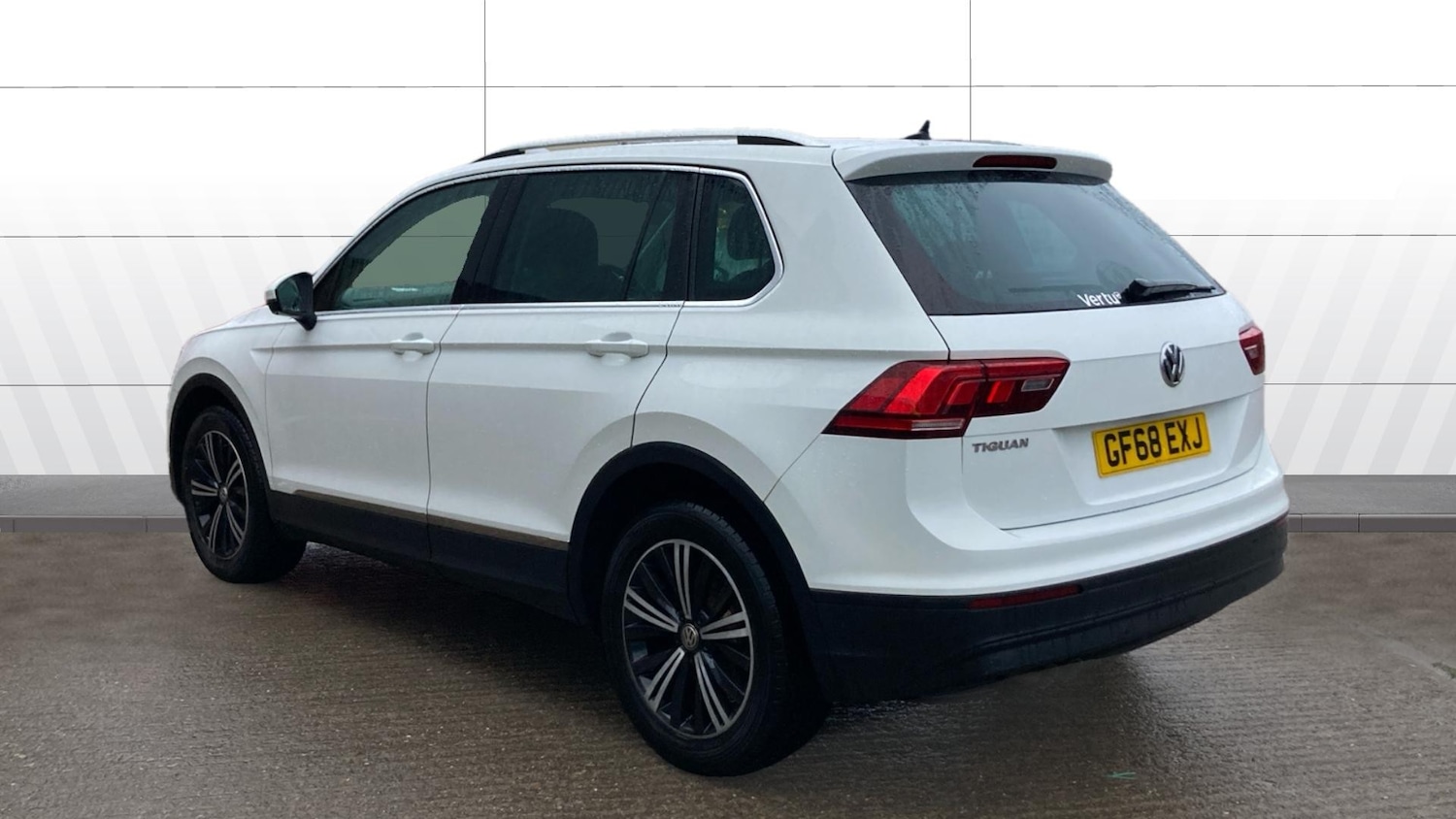Used Volkswagen Tiguan 2018 for sale - 76545238: Photo 2