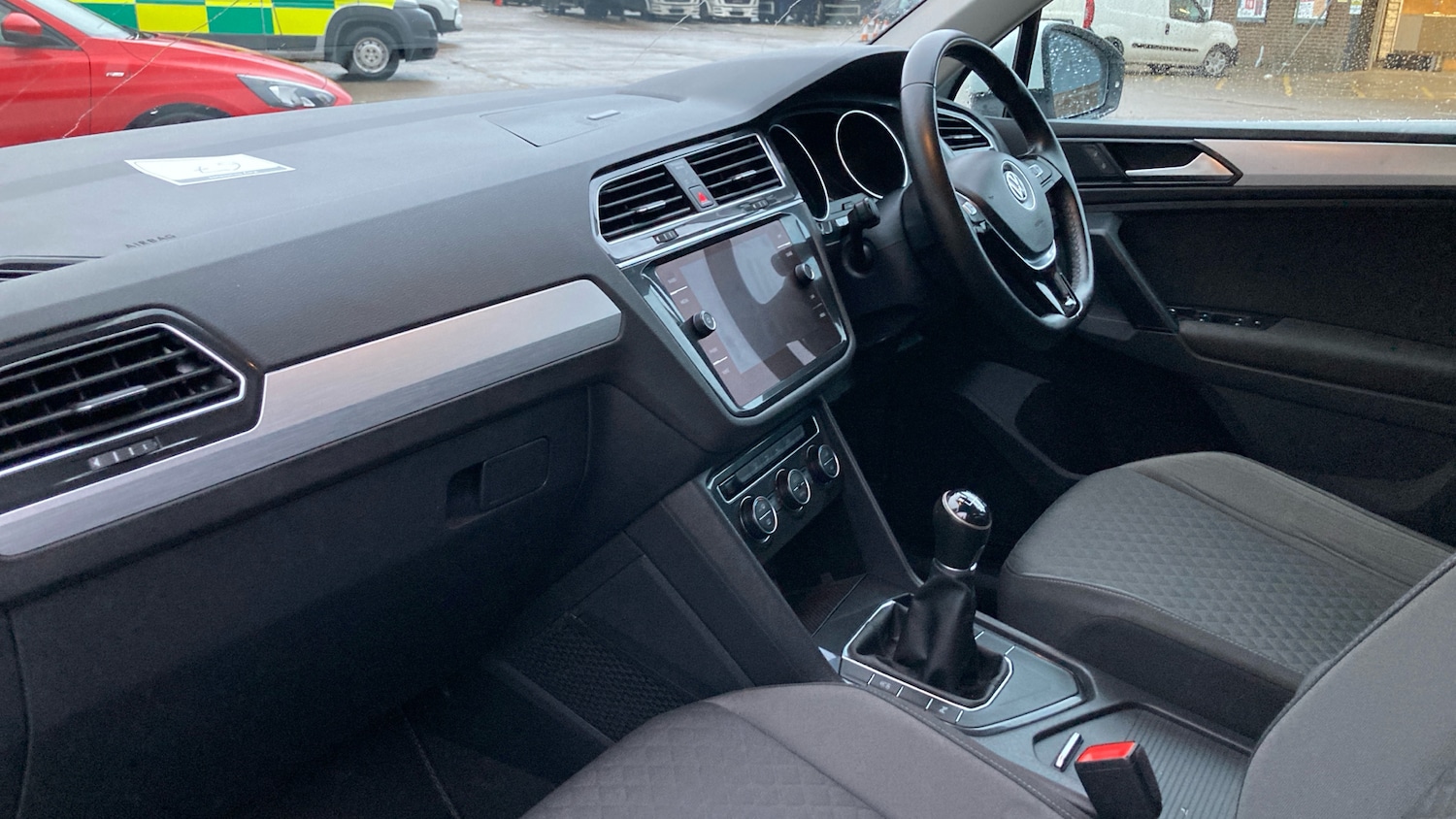 Used Volkswagen Tiguan 2018 for sale - 76545238: Photo 24