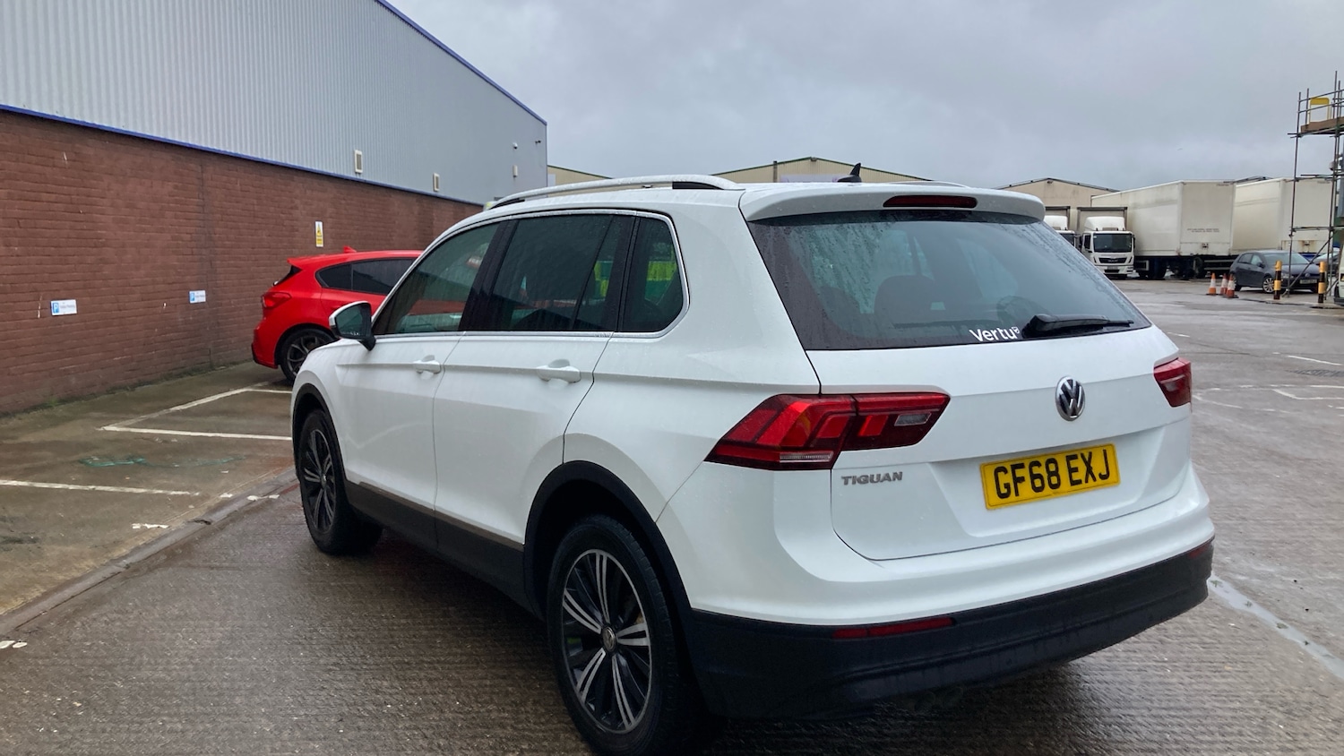 Used Volkswagen Tiguan 2018 for sale - 76545238: Photo 4