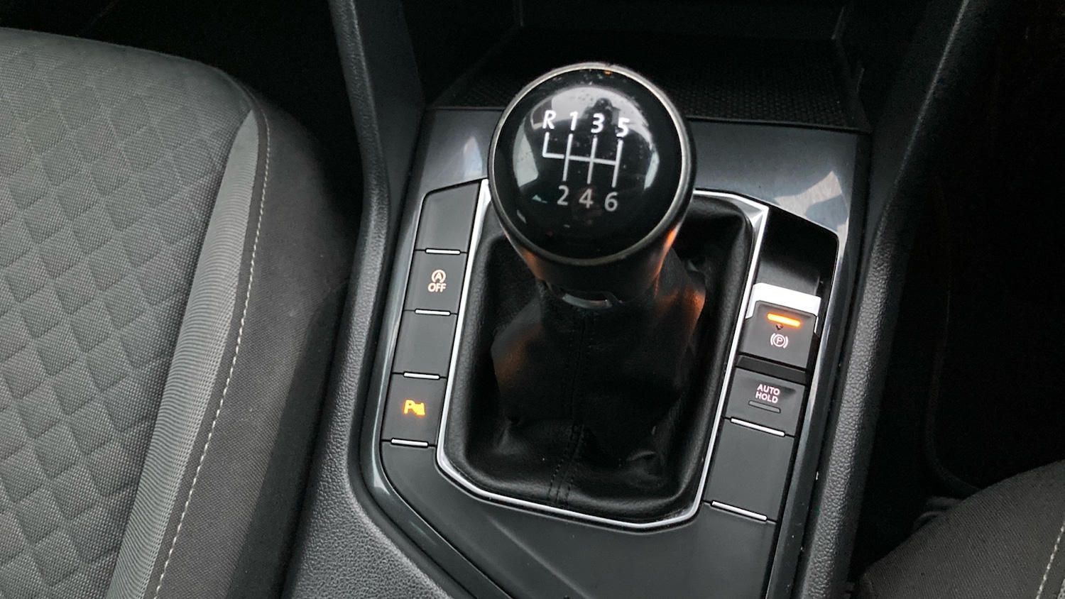 Used Volkswagen Tiguan 2018 for sale - 76545238: Photo 40