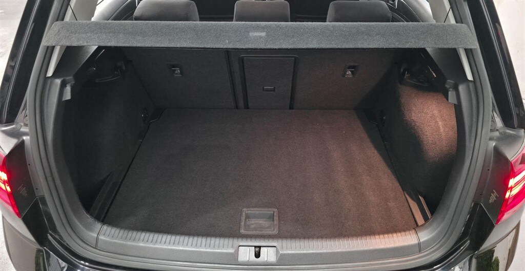 Used Volkswagen Golf 2018 for sale - 77903180: Photo 57