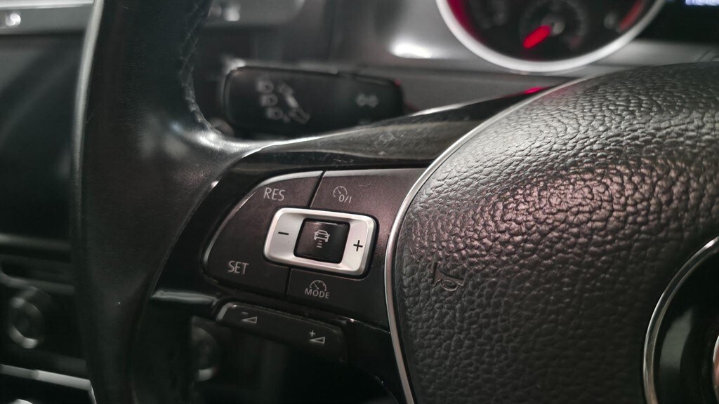 Used Volkswagen Golf 2018 for sale - 77903180: Photo 9