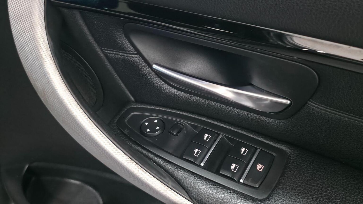 Used BMW 3 Series 2019 for sale - 77403630: Photo 7