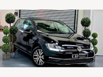 Used Volkswagen Golf 2017 for sale - 78536729: Photo