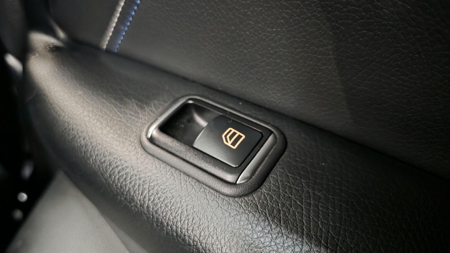 Used Mercedes-Benz E Class 2016 for sale - 77218147: Photo 40