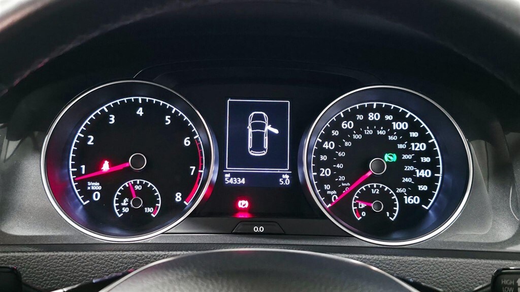 Used Volkswagen Golf 2017 for sale - 77903181: Photo 11