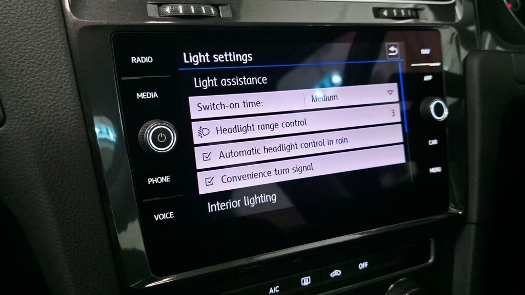 Used Volkswagen Golf 2017 for sale - 77903181: Photo 28