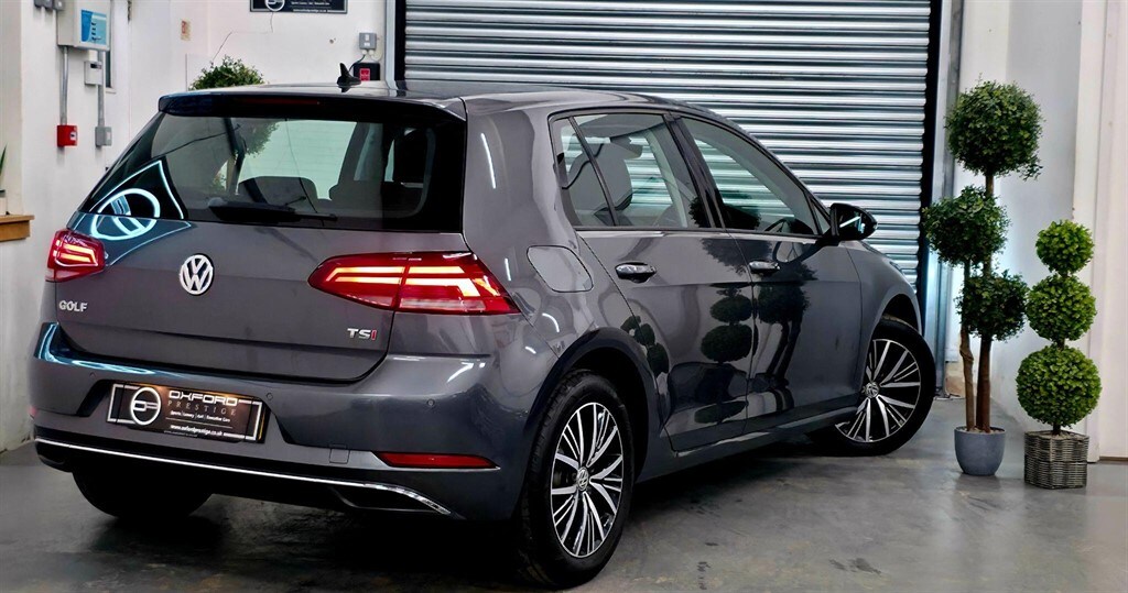Used Volkswagen Golf 2017 for sale - 77903181: Photo 61