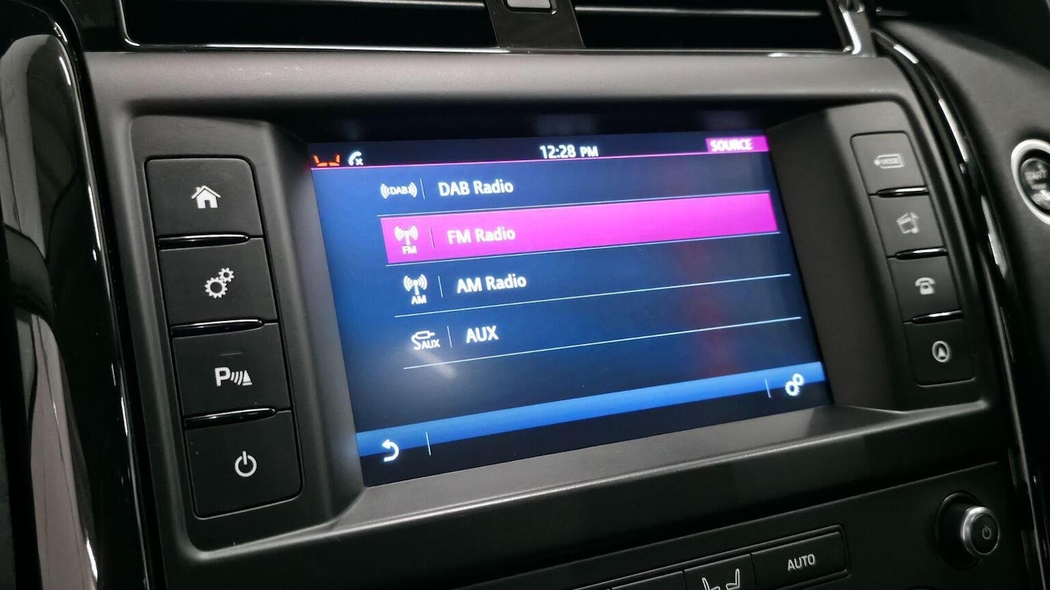 Used Land Rover Discovery 2018 for sale - 77218159: Photo 19