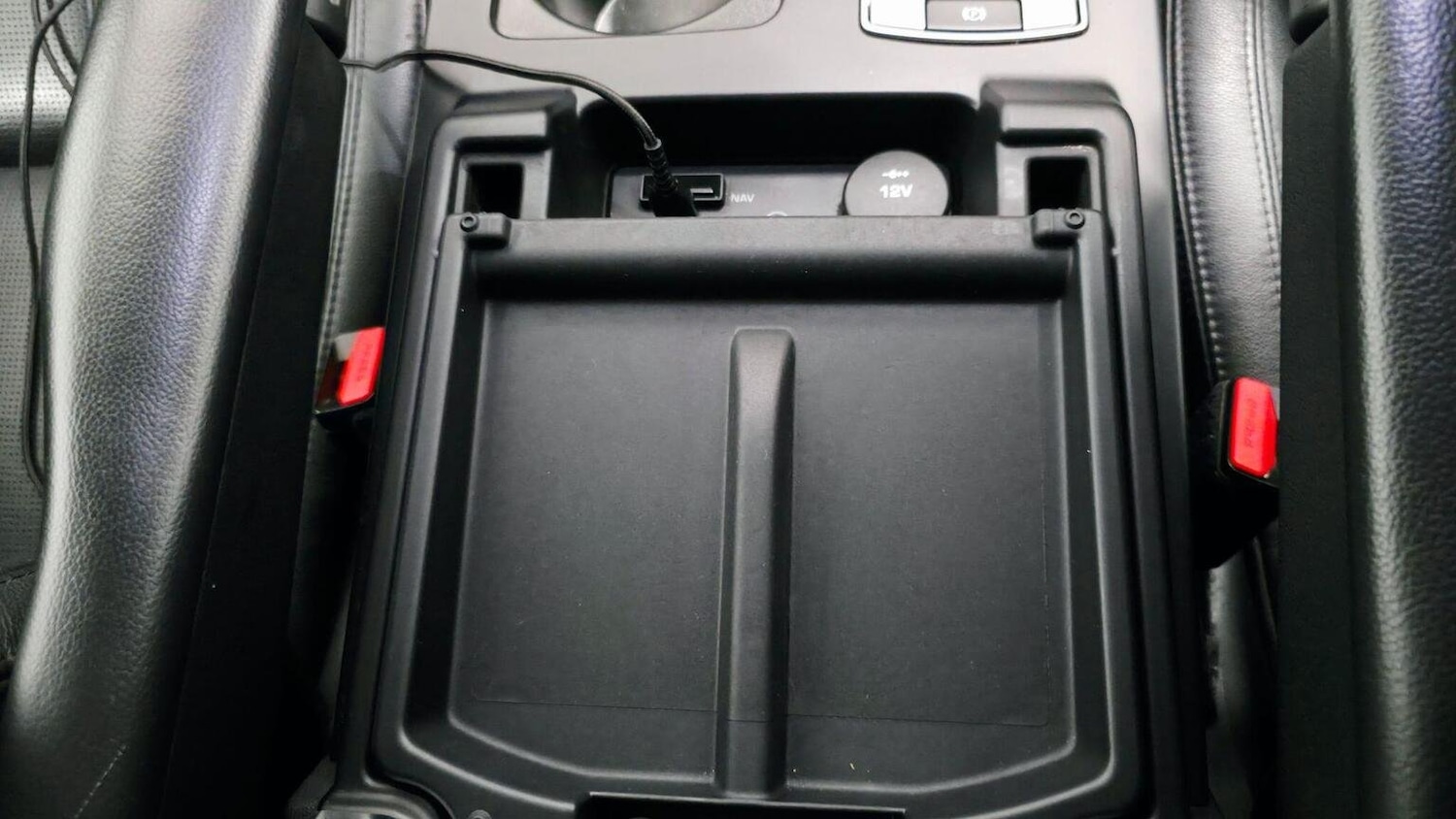 Used Land Rover Discovery 2018 for sale - 77218159: Photo 31