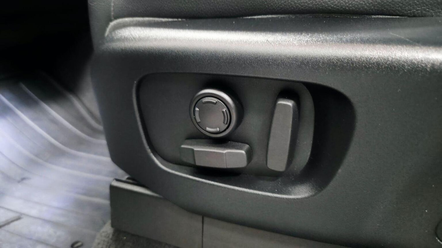 Used Land Rover Discovery 2018 for sale - 77218159: Photo 40