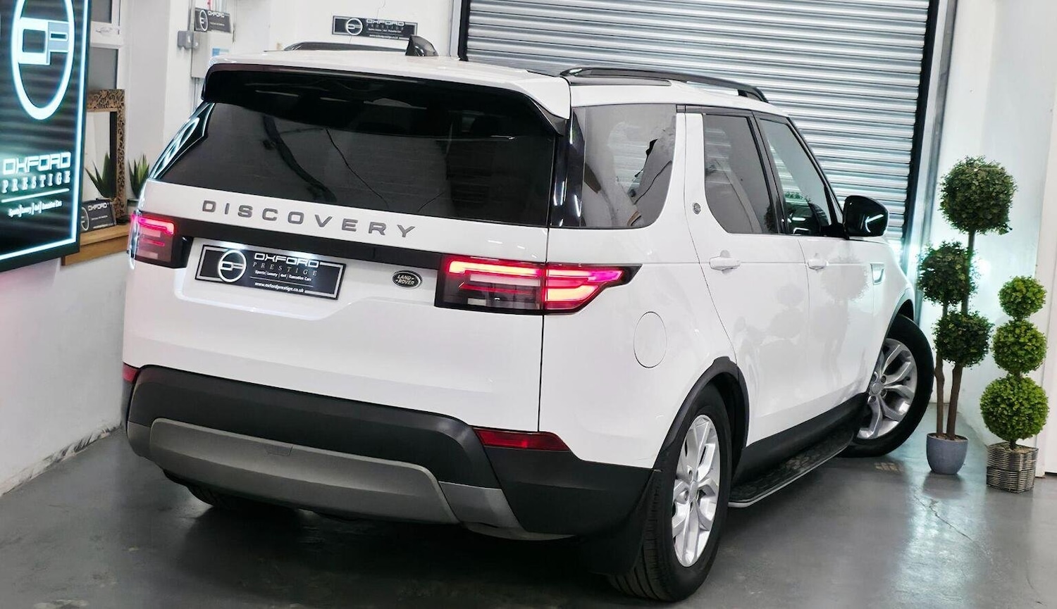 Used Land Rover Discovery 2018 for sale - 77218159: Photo 77