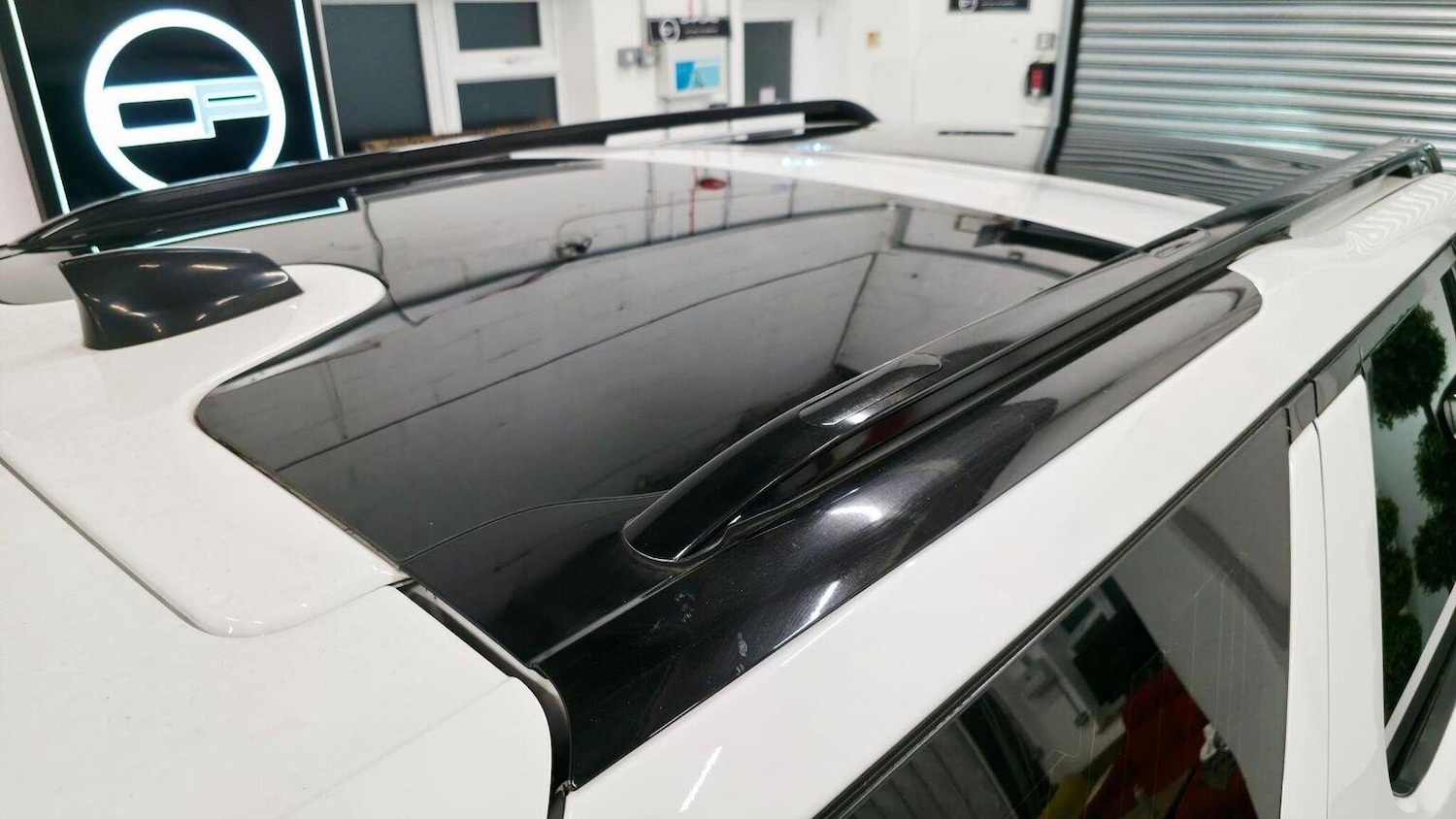 Used Land Rover Discovery 2018 for sale - 77218159: Photo 8