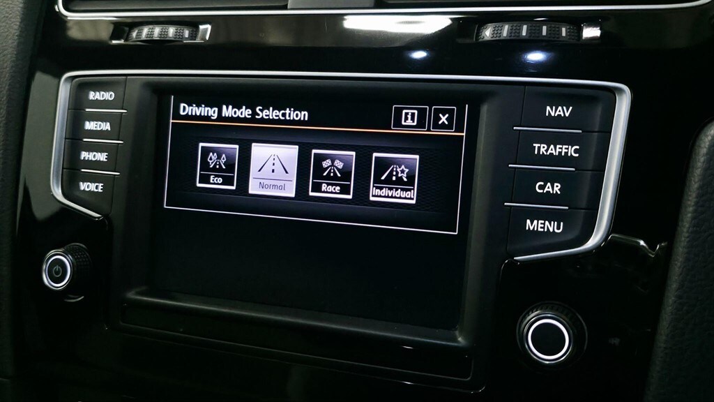 Used Volkswagen Golf 2016 for sale - 78118107: Photo 35