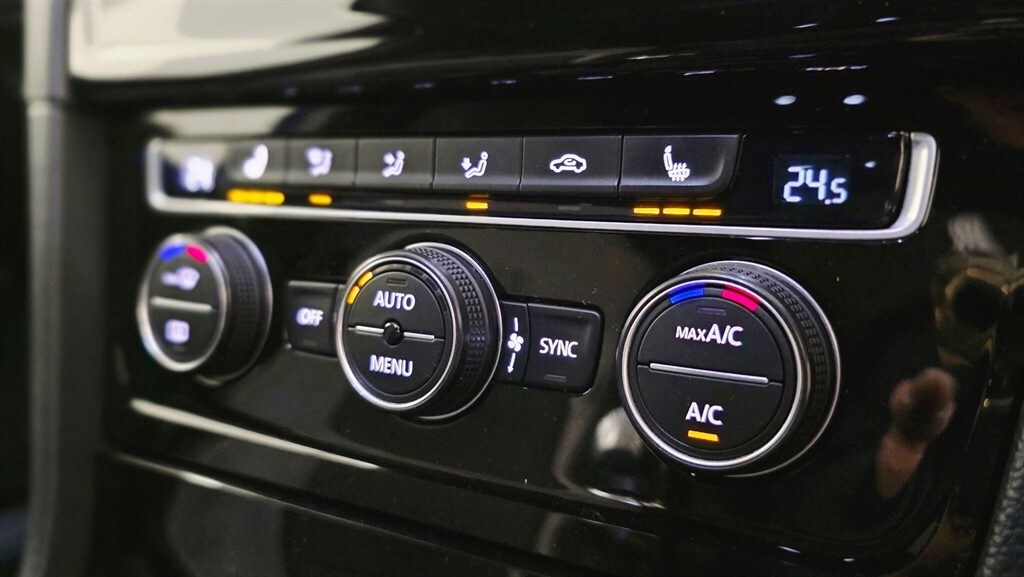 Used Volkswagen Golf 2016 for sale - 78118107: Photo 37