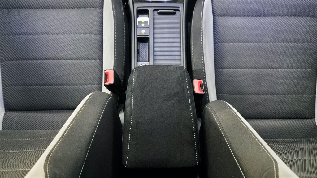 Used Volkswagen Golf 2016 for sale - 78118107: Photo 40