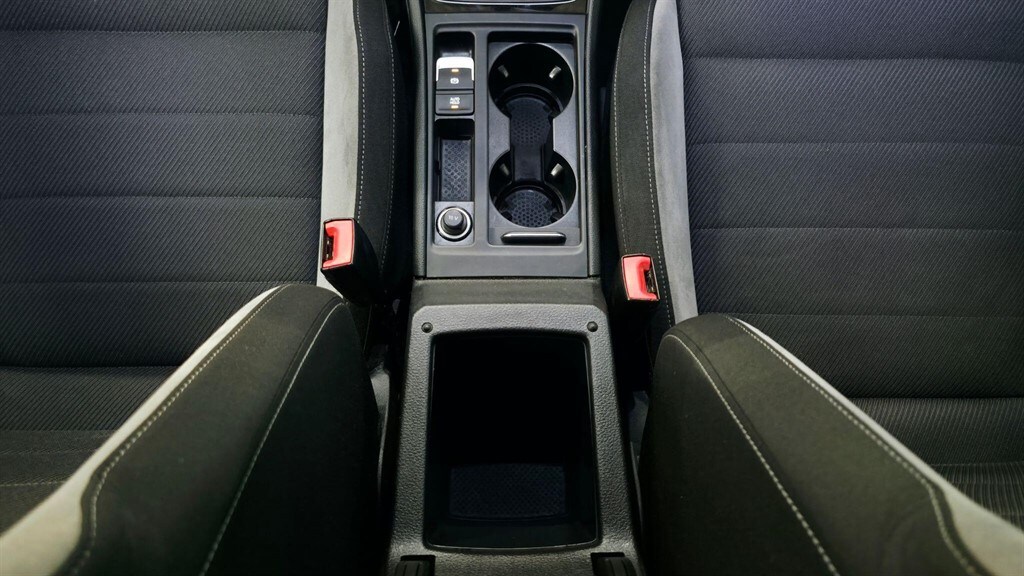 Used Volkswagen Golf 2016 for sale - 78118107: Photo 41